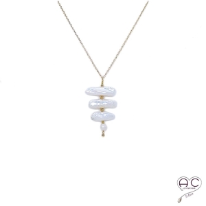 Collier pendentif en perles d'eau douce baroques longues et plates sur une chaîne en plaqué or ras de cou, création 