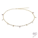 Collier breloques en perles naturelles et rubis, chaîne à maillons rectangulaires en plaqué or, fait main, création by Alicia