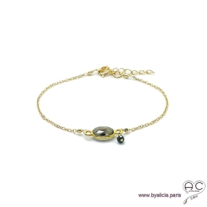 Bracelet quartz fumé ovale avec une pampille en pierre naturelle sur une chaîne en plaqué or, fin, création by Alicia