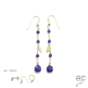 Boucles d\'oreilles pierre naturelle bleu lapis lazuli sur une chaîne en plaqué or, longues, pendantes, création by Alicia