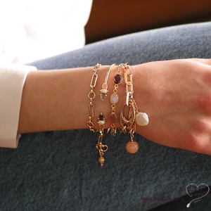 Breloque pierre de soleil, pierre fine pour les bracelets et les colliers en chaînes gros maillons, créations by Alicia
