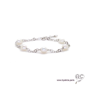 Bracelet avec perles de culture blanche parsemée sur une chaîne maillon rond en argent massif rhodié, création by Alicia