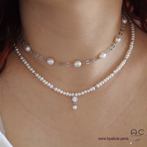 Collier avec perles de culture blanches parsemées sur une chaîne maillon rond en argent massif rhodié, création by Alicia