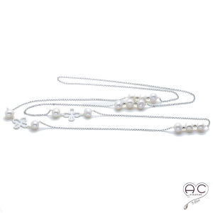 Sautoir perles d'eau douce blanches et tréfles argent sur une chaîne en argent 925 rhodié, création by Alicia