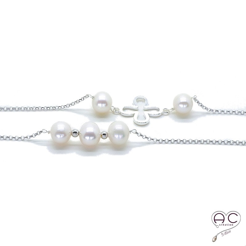 Sautoir perles d'eau douce blanches et tréfles argent sur une chaîne en argent 925 rhodié, création by Alicia