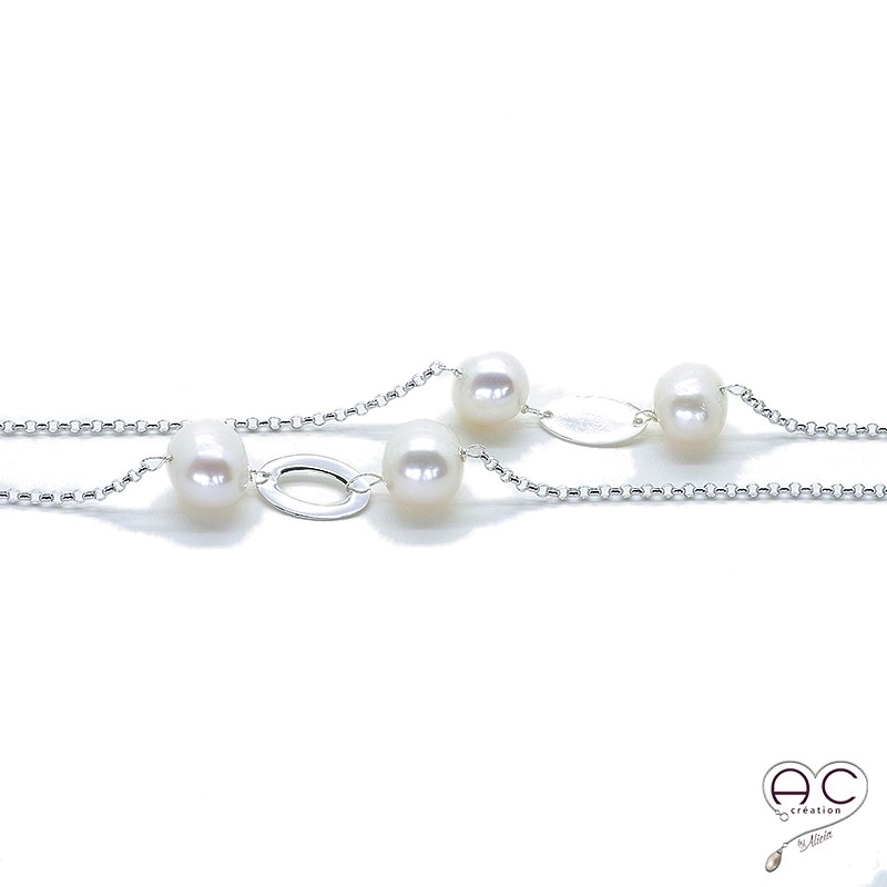 Sautoir perles d'eau douce blanches et pastilles argent sur une chaîne en argent 925 rhodié, création by Alicia