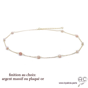 Collier, sautoir avec opale rose en cube facetté parsemée sur une chaîne fine en plaqué or ou en argent, création by Alicia