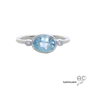 Bague topaz bleue entouré par petits zirconiums, anneau fin en argent massif, pierre naturelle 
