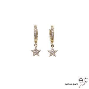 Petites créoles avec étoiles serties de zirconium brillant, boucles d'oreilles en plaqué or, tendance