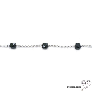 Bracelet spinelle noir cube parsemée sur une chaîne fine argent massif rhodié, pierre naturelle, fait main, création by Alicia