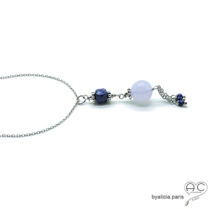 Collier, pendentif long avec calcédoine bleue et pampille en chaînes argent massif, fait main, création by Alicia