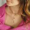 Collier, pendentif long avec quartz rose et pampille en chaînes plaqué or, fait main, création by Alicia