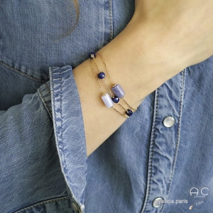 Bracelet avec calcédoine bleue sur une chaîne fine, plaqué or, pierre naturelle bleue, fait main, création by Alicia