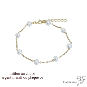 Bracelet avec perles blanches parsemées sur une chaîne fine plaqué or ou argent, création by Alicia
