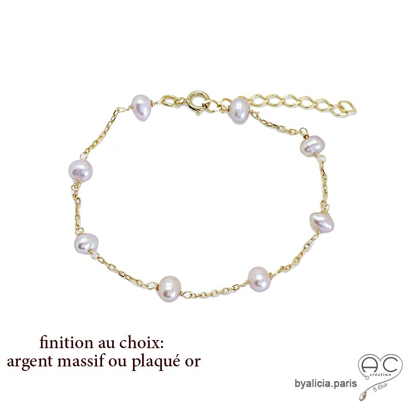 Bracelet avec perles roses parsemées sur une chaîne fine plaqué or ou argent , création by Alicia
