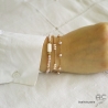 Bracelet avec perles roses parsemées sur une chaîne fine plaqué or ou argent , création by Alicia