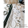 Boucles d'oreilles agate blanche et malachite, plaqué or, pierre naturelle, pendantes courtes, fait main, création by Alicia