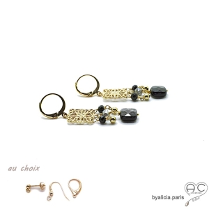 Boucles d'oreilles carré arabesque avec pampilles pierre naturelle noire, plaqué or, pendantes, fait main, création by Alicia