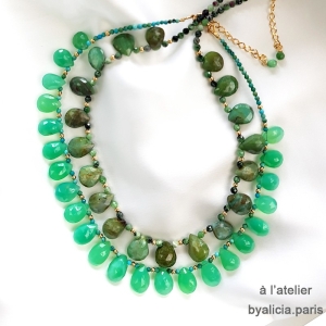 Collier opale verte, gouttes sur un fil en rubis zoîsite, ras de cou unique fait main, création by Alicia