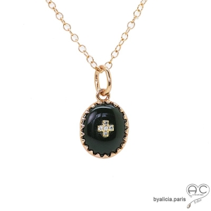 Collier pendentif onyx ovale avec croix en zirconium brillant, plaqué or rose, femme