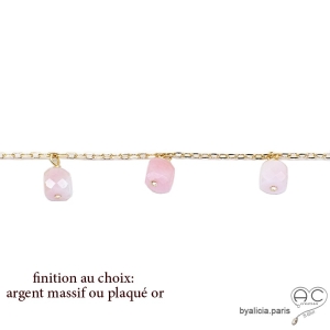 Collier opale rose, pampilles cubes facettées sur une chaîne fine en plaqué or  ou argent, création by Alicia