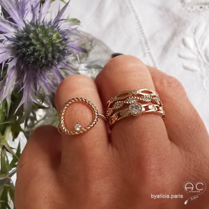 Bague solitaire, zirconium brillant sur anneau motif chaîne en plaqué or, empilable, femme, intemporelle