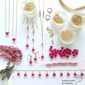 boucles d'oreilles créateur en plaqué or ou argent avec agate rose, boucles fines, longues, artisanales, fait main en France