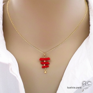 Collier pendentif corail véritable rouge bâtonnets sur une chaîne fine artisanal raffiné création by Alicia