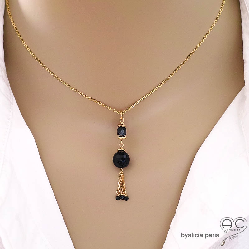 pierre noire onyx ras de cou femme avec long pendentif noir et pampilles plaqué or fait sur mesure en France