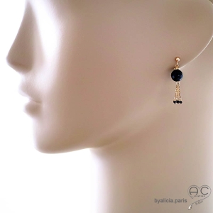 Boucles d'oreilles noires femme, agate noire et pampille en chaînes plaqué or, fait main, création by Alicia