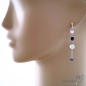 Boucles d\'oreilles longues avec calcédoine bleue et pampille en chaînes argent massif, fait main, création by Alicia