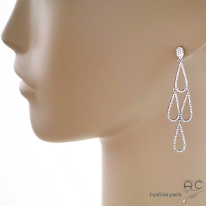 Boucles d'oreilles femme pendantes, longues en argent massif serties de brillants oxydes de zirconium, joaillerie