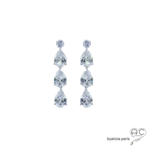 Boucles d'oreilles pendantes poires en brillants oxydes de zirconium blanc et argent, joaillerie fait en France