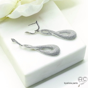 Boucles d'oreilles brillantes longues en argent massif serties de oxydes de zirconium, joaillerie