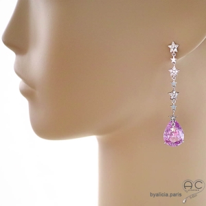 bijoux d'exception boucles d'oreilles lougues brillantes violettes femme en oxydes de zirconium poires et argent