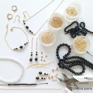 pierres naturelles noires bijoux femme créateur fabriqué à la main sur mesure à l'atelier en France