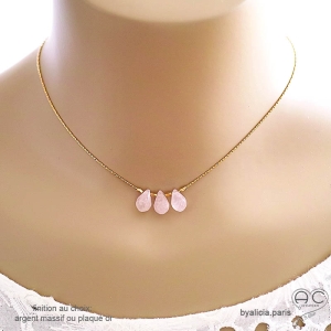 Collier quartz rose, pierre naturelle, trois gouttes sur une chaîne fine, fait main, création by Alicia