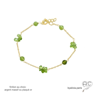 bracelet femme en chaîne fine plaqué or avec pierre semi-précieuse verte péridot fait main en France