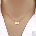 Collier rectangle en plaqué or serti de zirconium bleu et blanc brillant