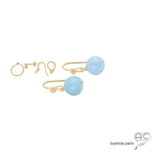 Boucles d'oreilles avec aigue marine et plaqué or, pierre naturelle bleue, pendantes courtes fait main en France