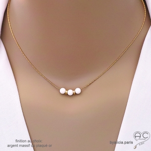 Ras de cou blanc fin femme en agate blanche sur une chaîne en plaqué or ou en argent, fait main, création by Alicia