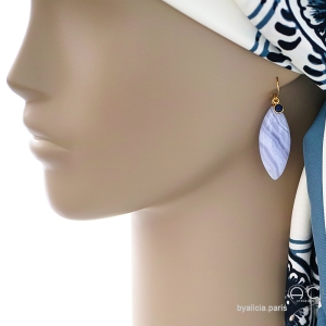 Boucles d'oreilles bleues femme longues gouttes en calcédoine bleue et saphir, plaqué or