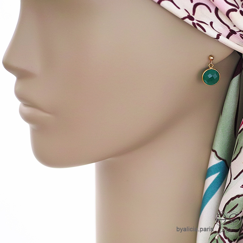Boucles d'oreilles agate verte ronde, plaqué or, fait main, création by Alicia Boucles d'oreilles agate verte ronde, plaqué or, fait main, création by Alicia
