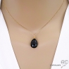 Collier pendentif onyx noire, ras de cou plaqué or avec une goutte noire, création by Alicia