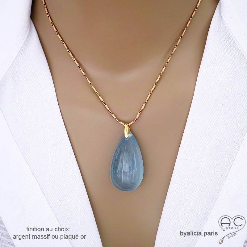grand pendentif bleu en pierre semi-précieuse aigue-marine et plaqué or