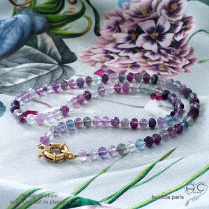 collier créateur en pierre fluorine et gros fermoir bouée réalisé à la main en France