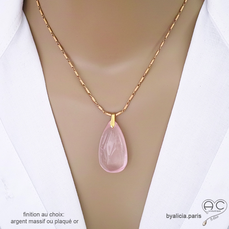 grand pendentif goutte rose en pierre naturelle quartz rose et plaqué or grand pendentif goutte rose en pierre naturelle quartz rose et plaqué or