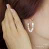 boucles d'oreilles blanches créoles en nacre et plaqué or fait main en France