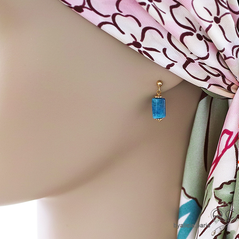 Boucles d'oreilles apatite, plaqué or 750 3MIC, pierre naturelle bleue azur, forme baroque, fait main, création by Alicia Boucles d'oreilles apatite, plaqué or 750 3MIC, pierre naturelle bleue azur, forme baroque, fait main, création by Alicia