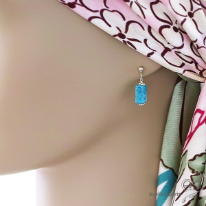 Boucles d'oreilles apatite, argent massif, pierre naturelle bleue azur, forme baroque, fait main, création by Alicia